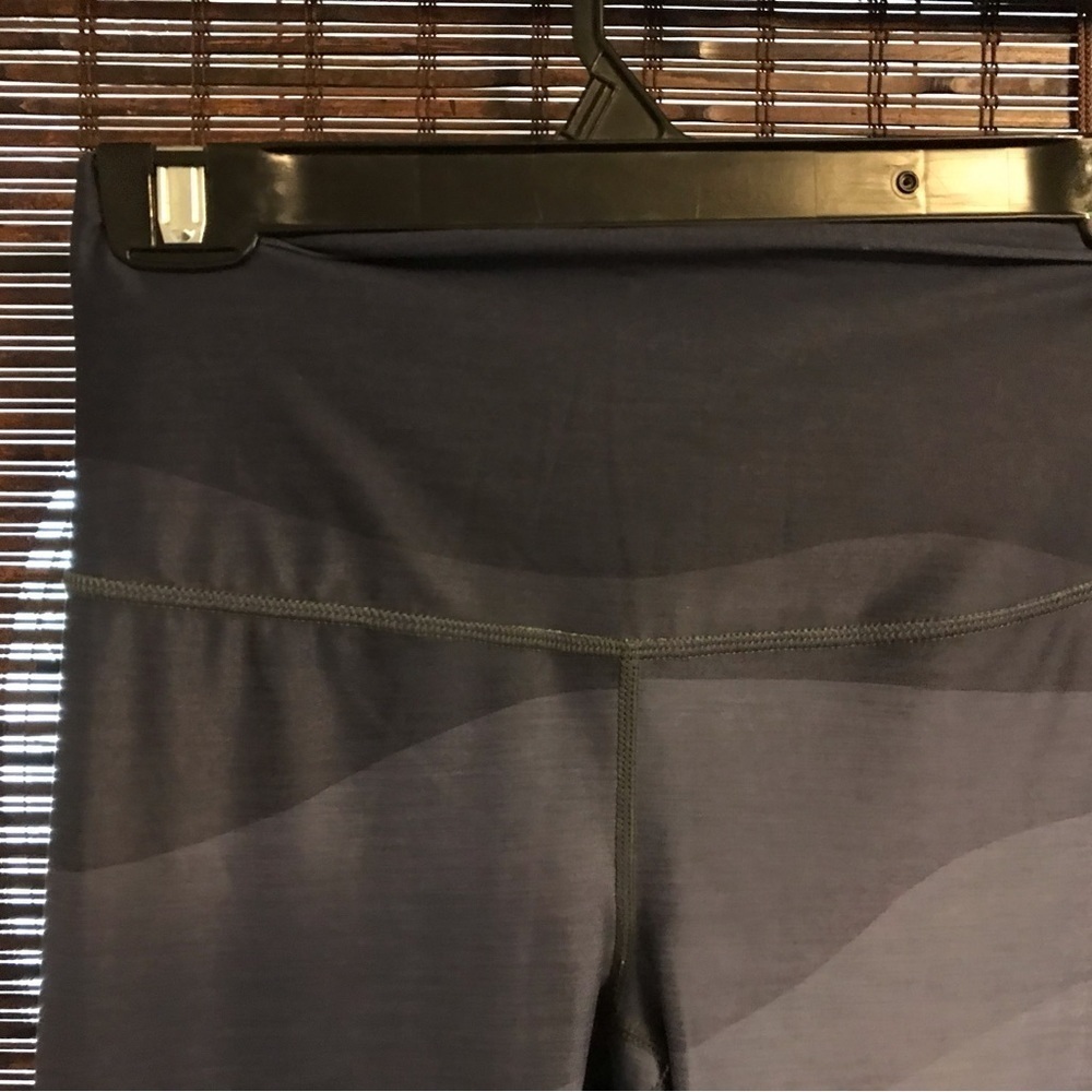 Prana High Rise Leggins - Picture 5 of 6